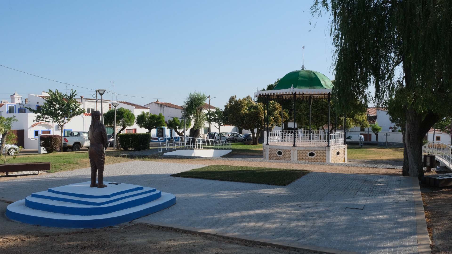 Desfrutar do Jardim de Vila Boim